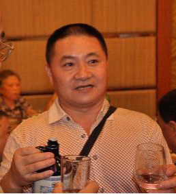 洪庆.jpg